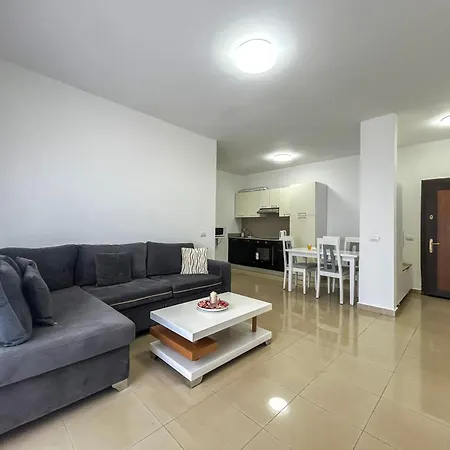 شقة Costante 614